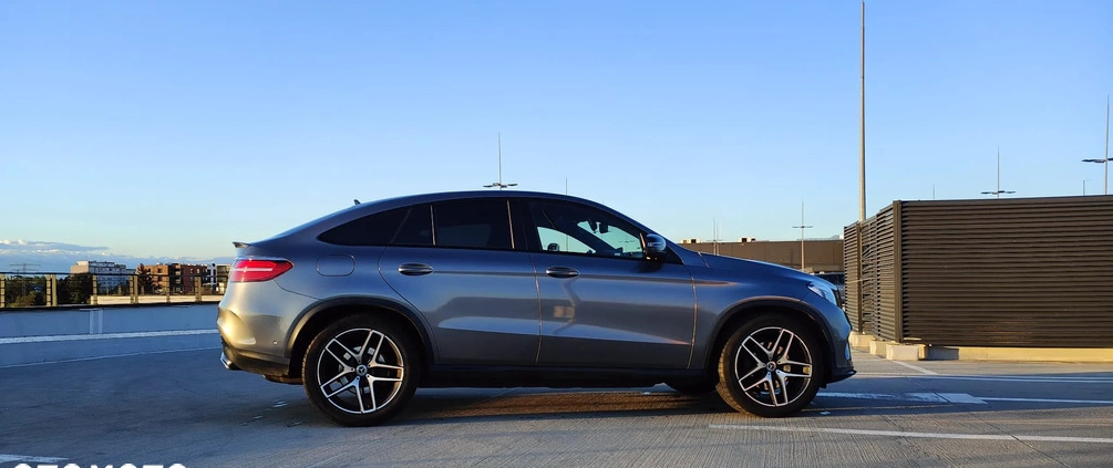 Mercedes-Benz GLE cena 219000 przebieg: 99000, rok produkcji 2017 z Wrocław małe 211
